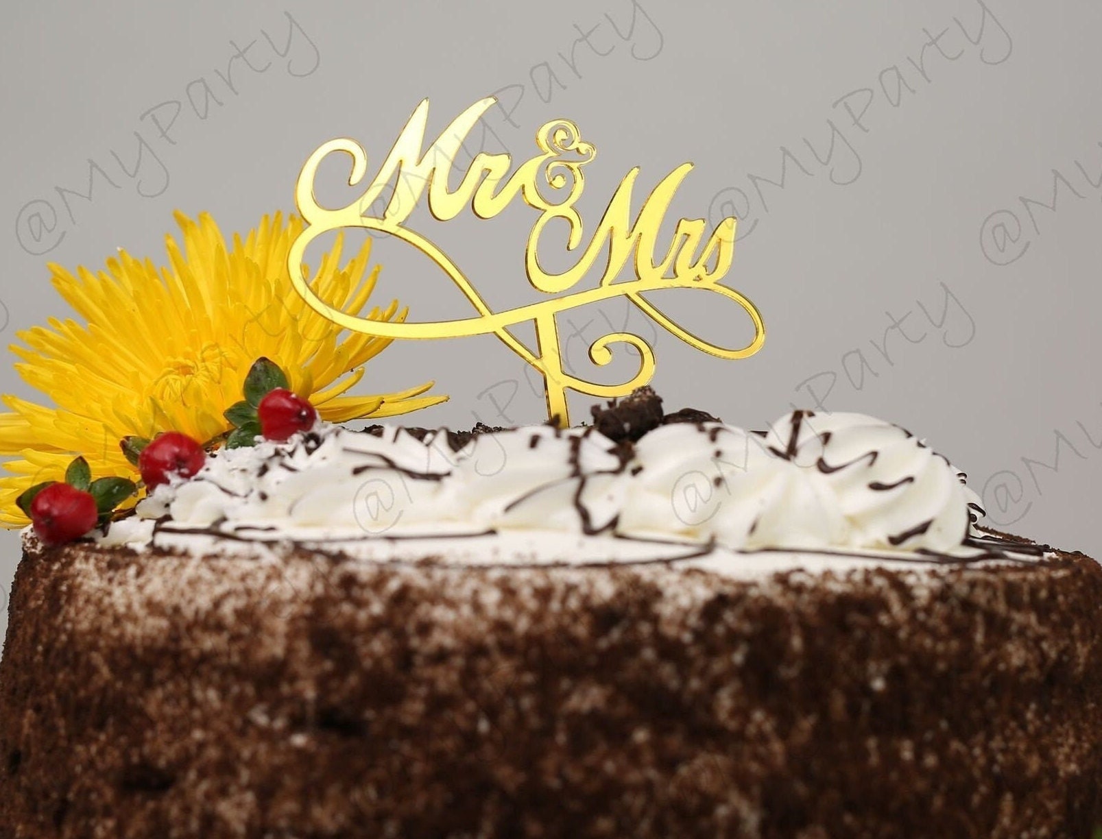 Mr and Mrs Bride to be CALLIGRAPHY Cake Topper Acrylic Engagement Party CakeTopper Smash Topper wedding cake mr & mrs Bride engaged